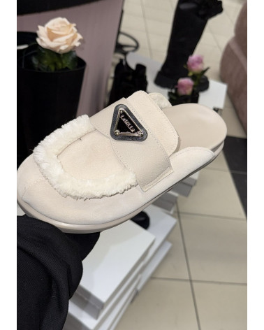 KLAPKI Z FUTERKIEM LA MILLA ECRU BEŻ