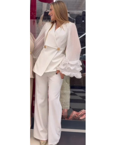 ŚMIETANKOWY GARNITUR DAMSKI VINCI ZŁAMANA BIEL